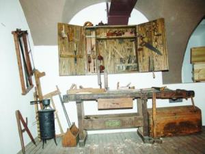 In the museum Vrbovec is displayed a rich heritage of forestry and woodcraft of the Upper Savinja valley